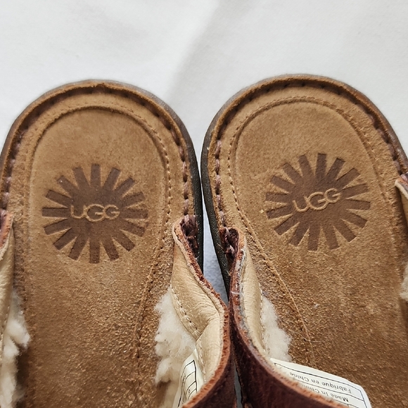 UGG Women's Brown Leather Slip-On - Picture 7 of 13